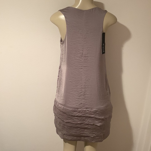 Silky ruffle dress - Picture 3 of 9